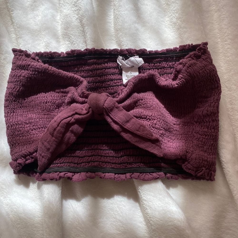 Cute purple bralette / top. Can be worn either way!
